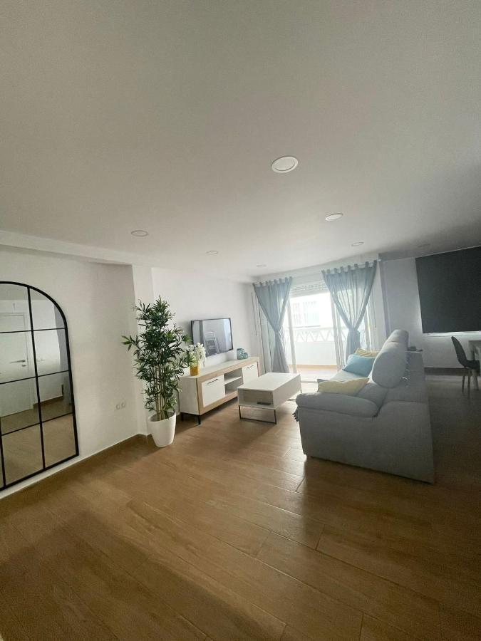 Apartamento El Palo Beach Малага Екстериор снимка