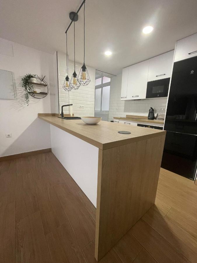 Apartamento El Palo Beach Малага Екстериор снимка