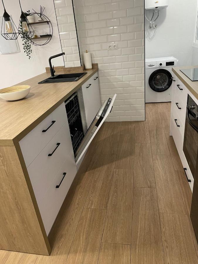 Apartamento El Palo Beach Малага Екстериор снимка