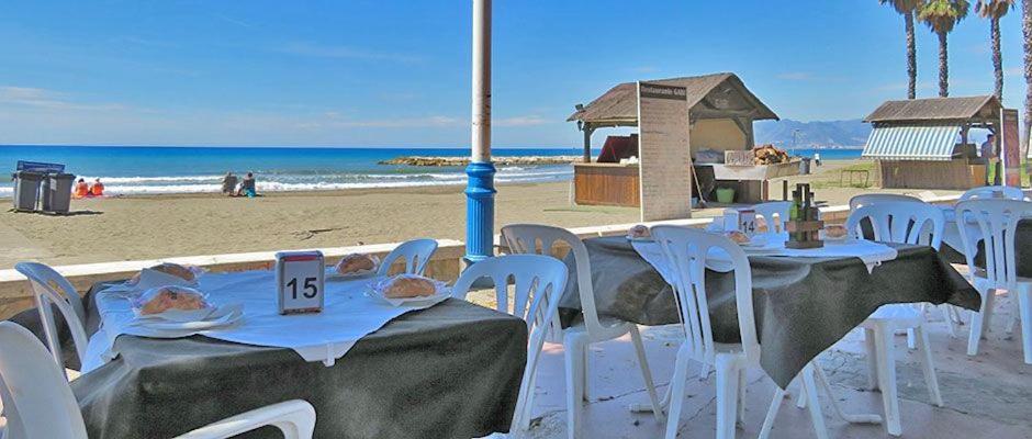 Apartamento El Palo Beach Малага Екстериор снимка