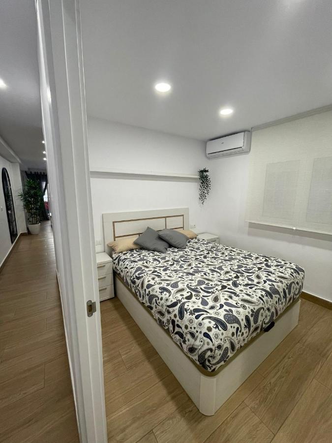 Apartamento El Palo Beach Малага Екстериор снимка
