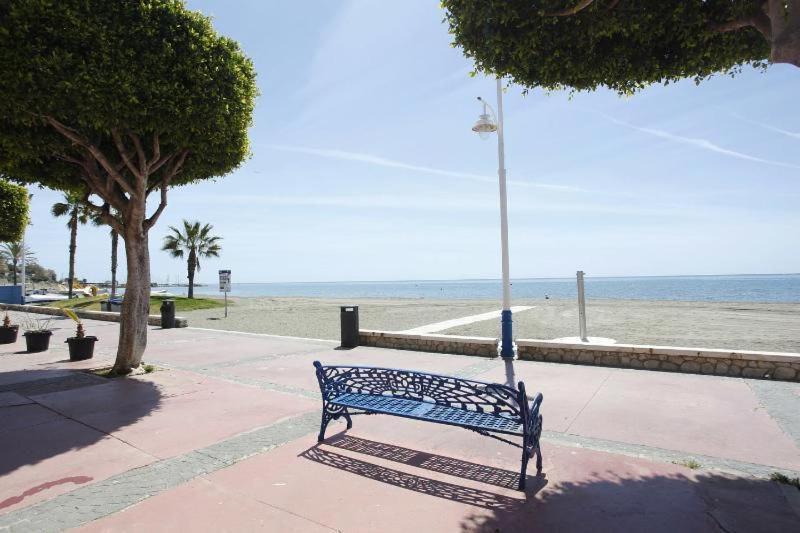 Apartamento El Palo Beach Малага Екстериор снимка